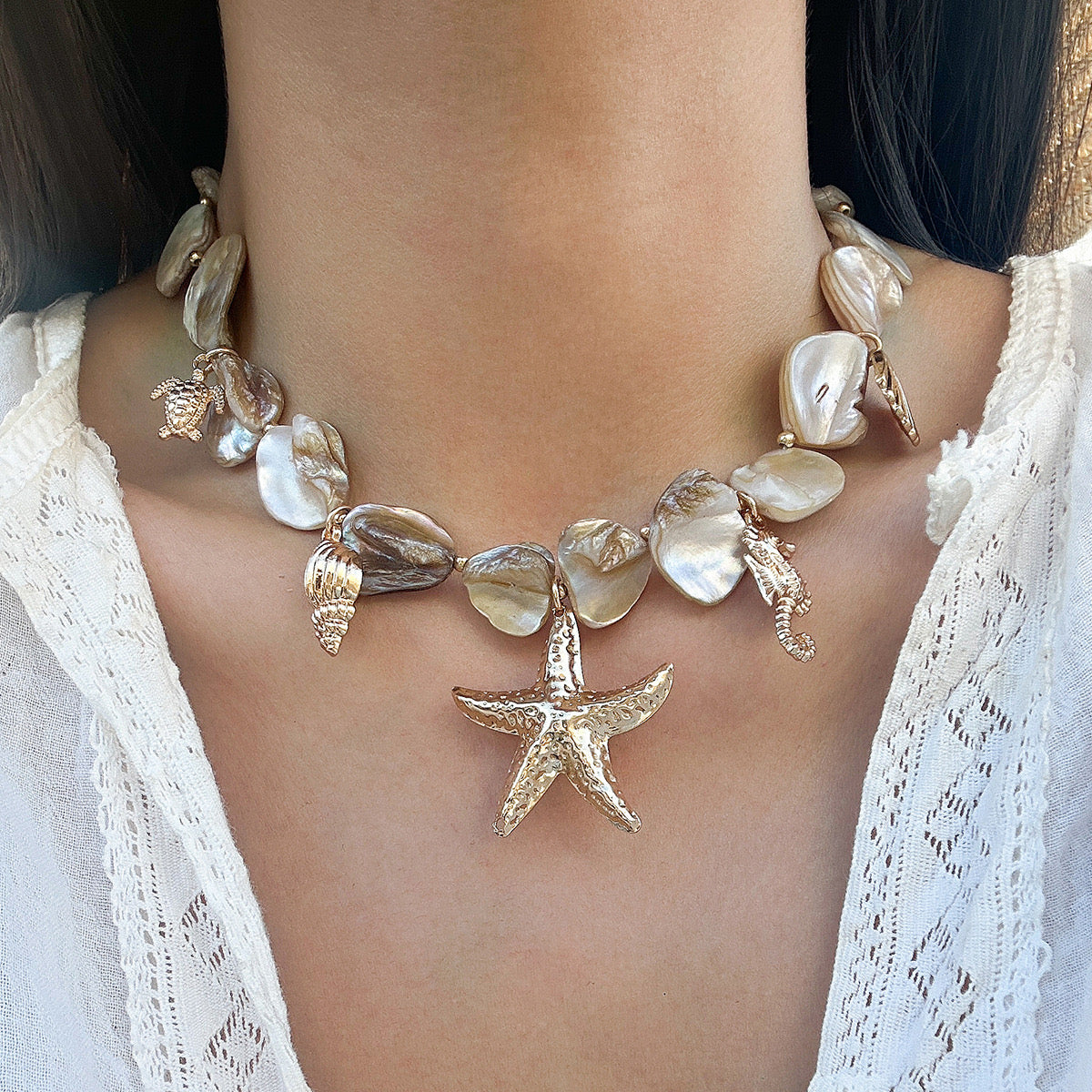 Sea Star short white necklace