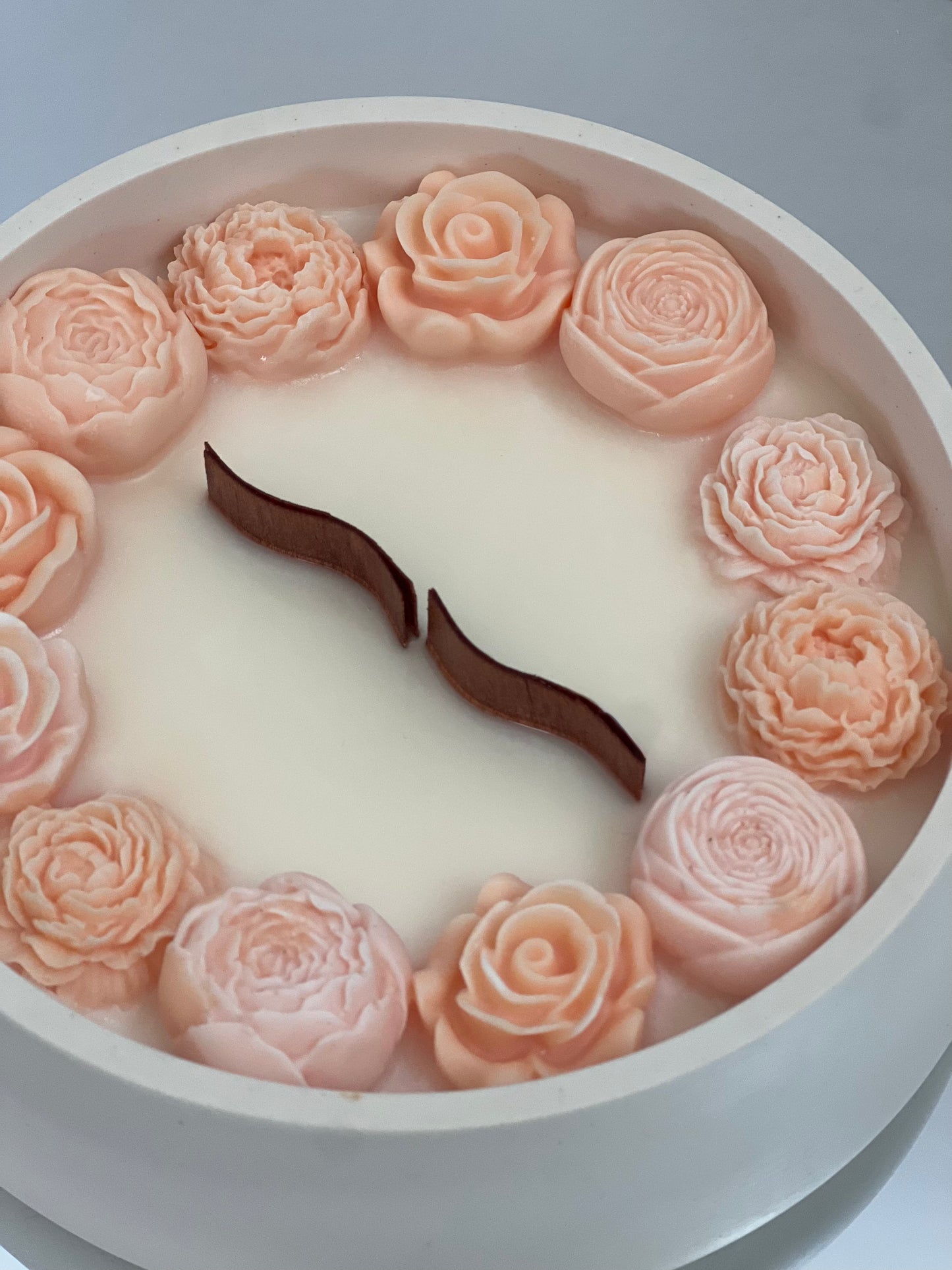 Roselle Candle