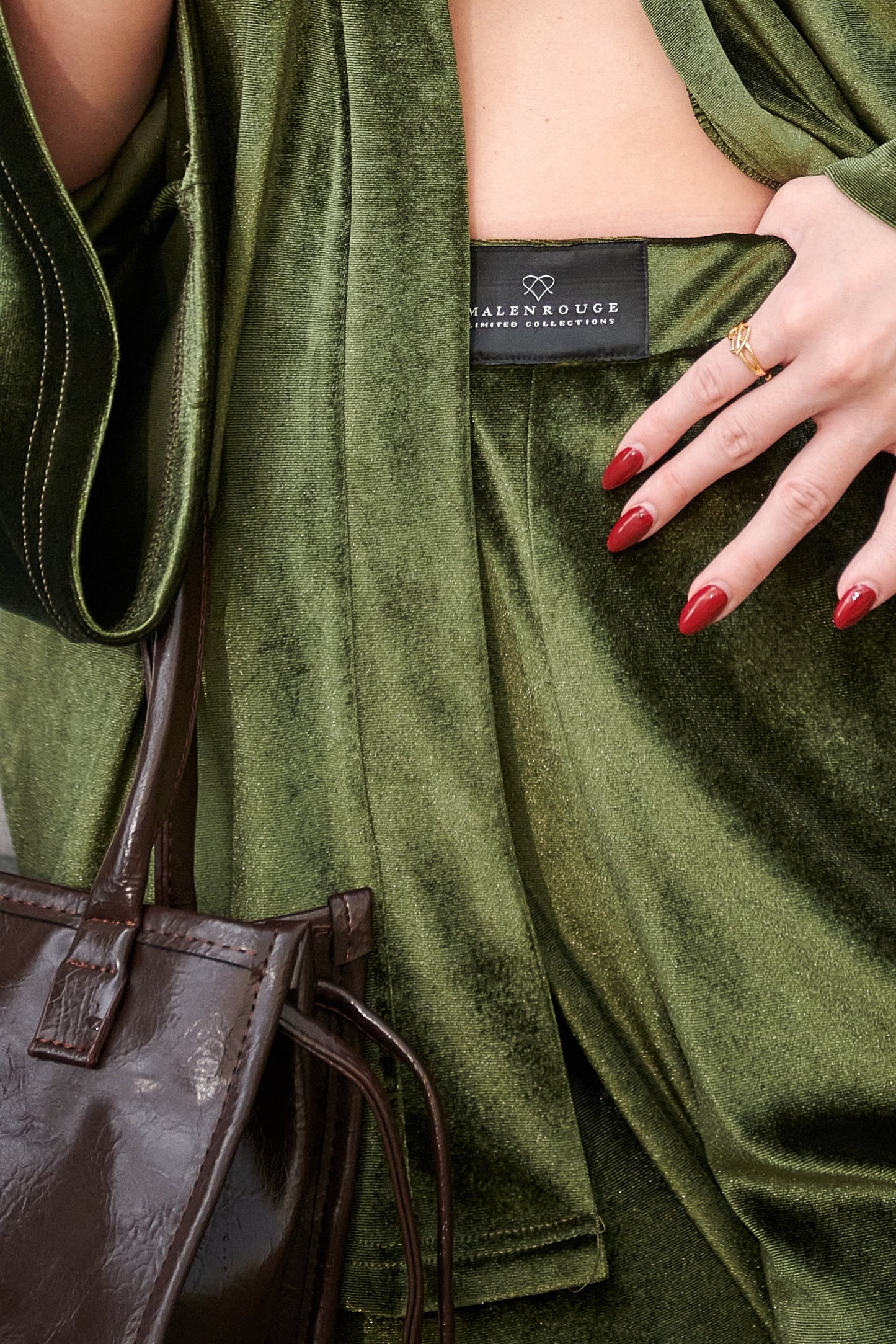 Analise Velvet Khaki Set