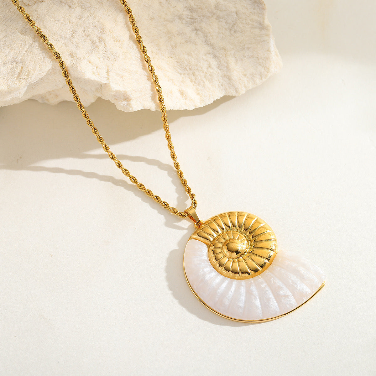 Seashell necklace 