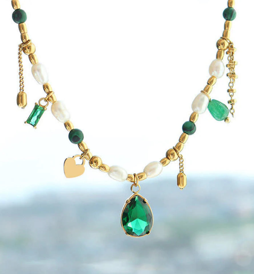 Smaragda necklace