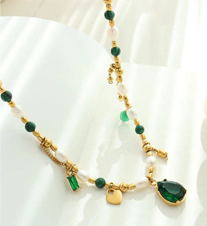 Smaragda necklace