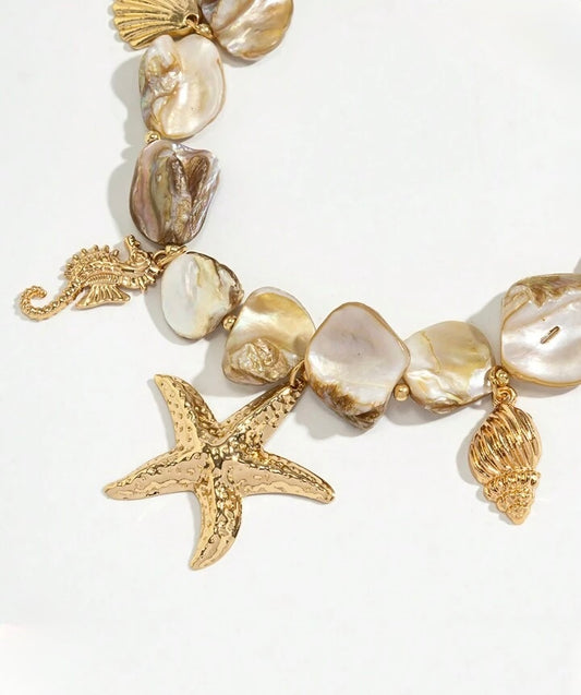 Sea Star short white necklace