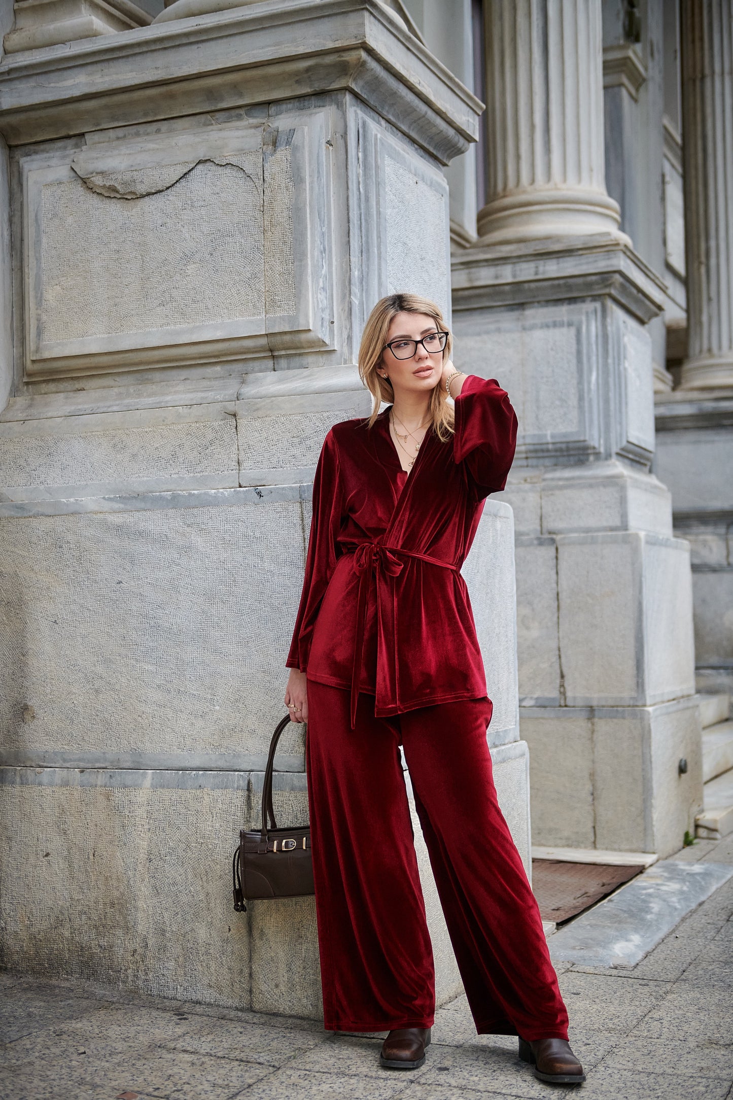 Analise Velvet Bordeaux Set