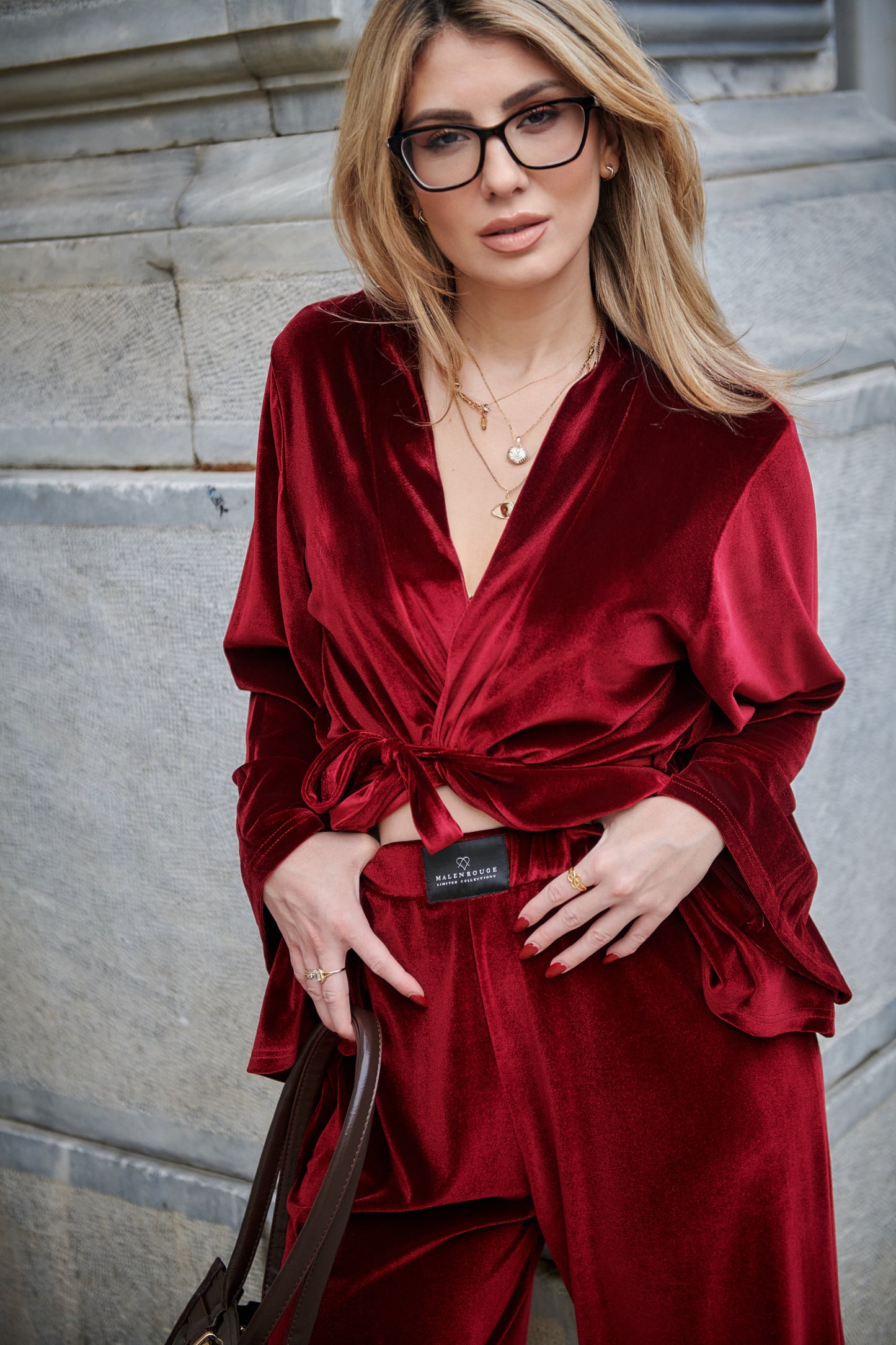 Analise Velvet Bordeaux Set